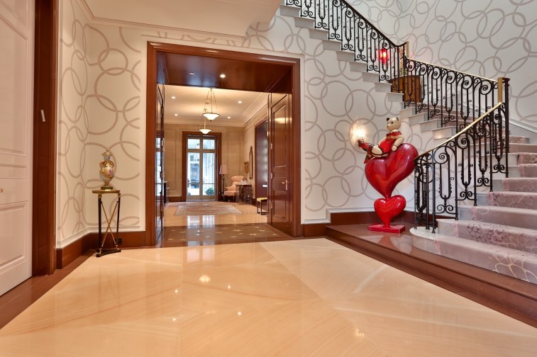 10 High Point Road - Main Staircase