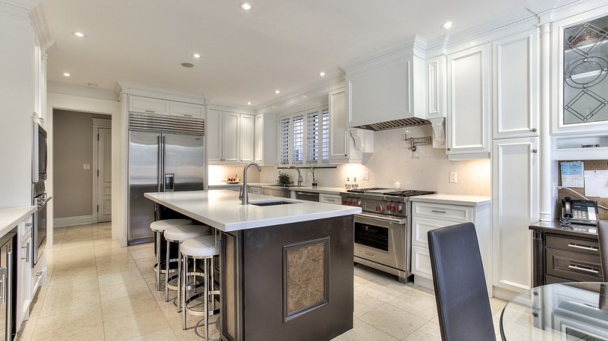 108 Dunvegan Road - Kitchen Towards Fridge