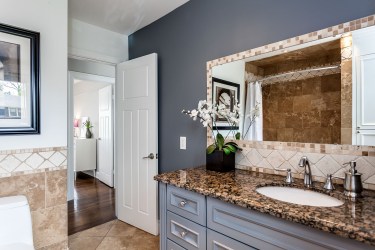 141 Lawton Blvd - Bathroom Vanity