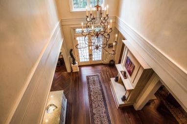 31 Knightswood Road - Family Room Hallway