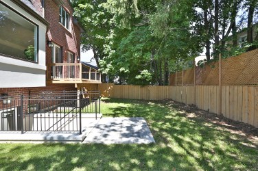 491 Glengarry Avenue - Backyard