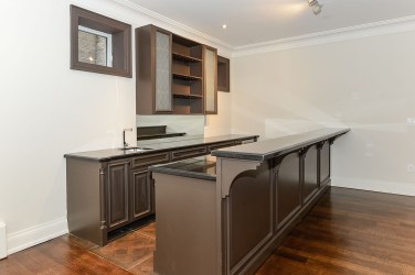 54A Heathcote Avenue - Bar