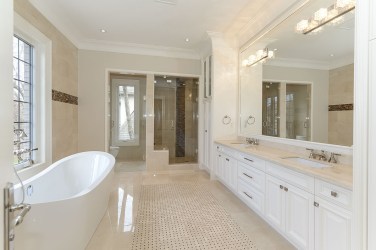 54A Heathcote Avenue - Master Ensuite Bath