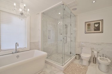 88 Tranmer Avenue - Master Bedroom Ensuite Shower