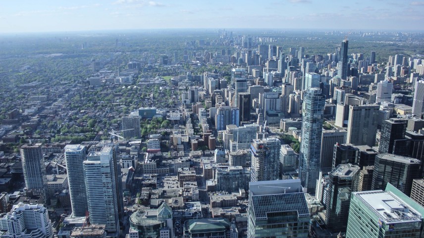 The Inverse Relationship Between Toronto Real Estate and Rents